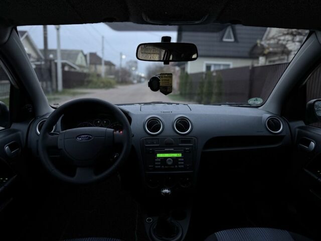 Сірий Форд Фьюжен, об'ємом двигуна 1.4 л та пробігом 173 тис. км за 5500 $, фото 8 на Automoto.ua