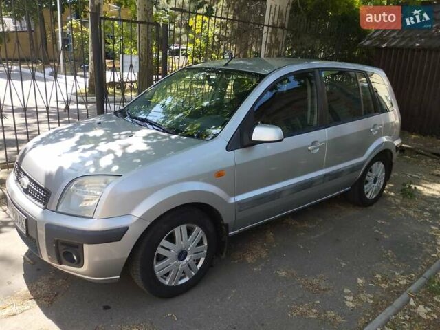 Сірий Форд Фьюжен, об'ємом двигуна 1.6 л та пробігом 237 тис. км за 5300 $, фото 2 на Automoto.ua