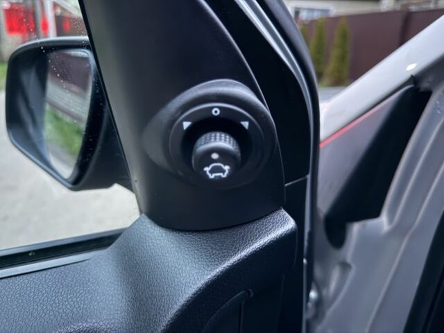 Сірий Форд Фьюжен, об'ємом двигуна 1.4 л та пробігом 173 тис. км за 5500 $, фото 10 на Automoto.ua