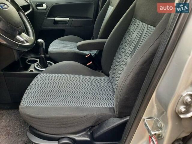 Сірий Форд Фьюжен, об'ємом двигуна 1.6 л та пробігом 195 тис. км за 5550 $, фото 52 на Automoto.ua