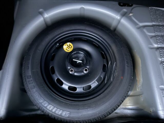 Сірий Форд Фьюжен, об'ємом двигуна 1.4 л та пробігом 173 тис. км за 5500 $, фото 21 на Automoto.ua