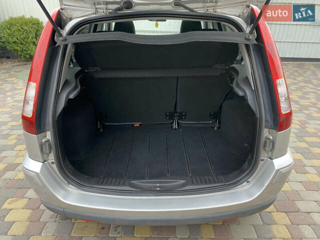 Сірий Форд Фьюжен, об'ємом двигуна 1.6 л та пробігом 185 тис. км за 6500 $, фото 22 на Automoto.ua