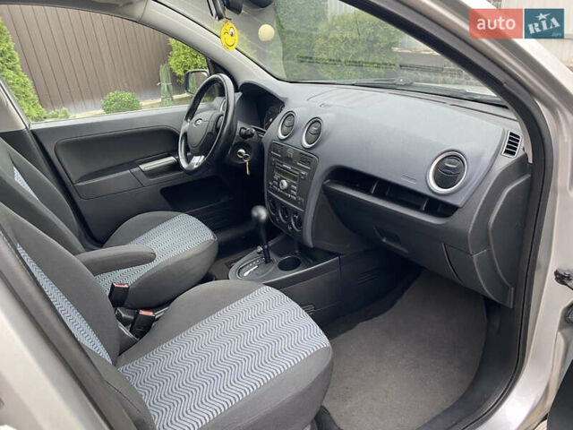 Сірий Форд Фьюжен, об'ємом двигуна 1.6 л та пробігом 185 тис. км за 6500 $, фото 15 на Automoto.ua