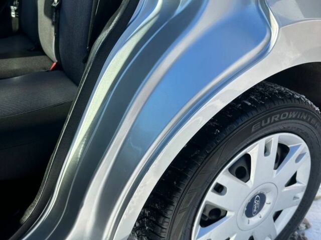 Сірий Форд Фьюжен, об'ємом двигуна 1.4 л та пробігом 200 тис. км за 4999 $, фото 12 на Automoto.ua