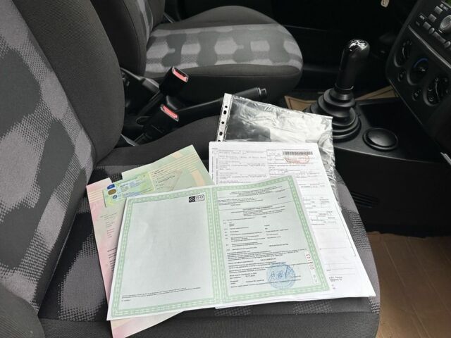 Серый Форд Фьюжн, объемом двигателя 1.4 л и пробегом 150 тыс. км за 5500 $, фото 8 на Automoto.ua