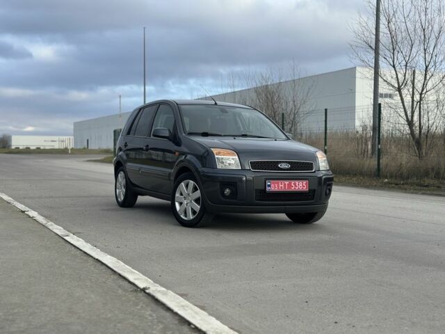 Серый Форд Фьюжн, объемом двигателя 1.4 л и пробегом 217 тыс. км за 5600 $, фото 2 на Automoto.ua