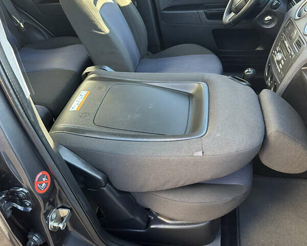 Сірий Форд Фьюжен, об'ємом двигуна 1.4 л та пробігом 168 тис. км за 5150 $, фото 40 на Automoto.ua