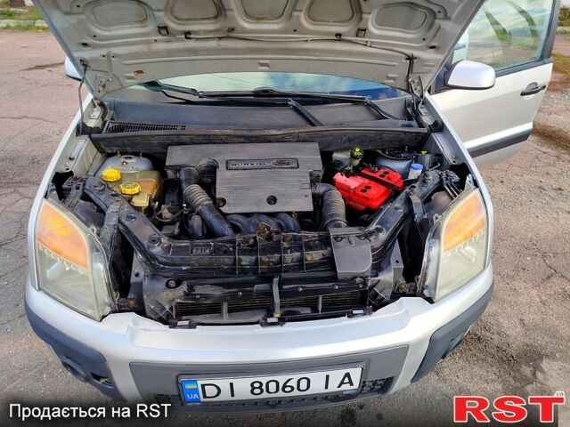 Сірий Форд Фьюжен, об'ємом двигуна 1.4 л та пробігом 230 тис. км за 4500 $, фото 9 на Automoto.ua