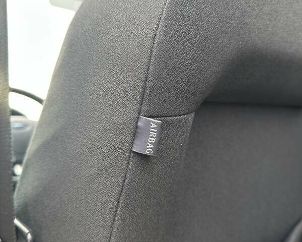 Сірий Форд Фьюжен, об'ємом двигуна 1.4 л та пробігом 217 тис. км за 5600 $, фото 41 на Automoto.ua