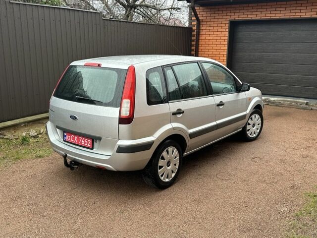 Серый Форд Фьюжн, объемом двигателя 1.4 л и пробегом 150 тыс. км за 5500 $, фото 3 на Automoto.ua