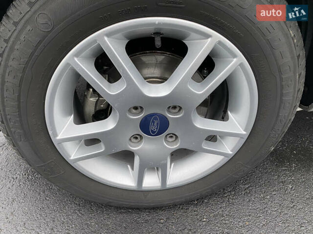 Сірий Форд Фьюжен, об'ємом двигуна 1.6 л та пробігом 185 тис. км за 7100 $, фото 23 на Automoto.ua