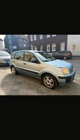 Сірий Форд Фьюжен, об'ємом двигуна 1.4 л та пробігом 190 тис. км за 4990 $, фото 35 на Automoto.ua