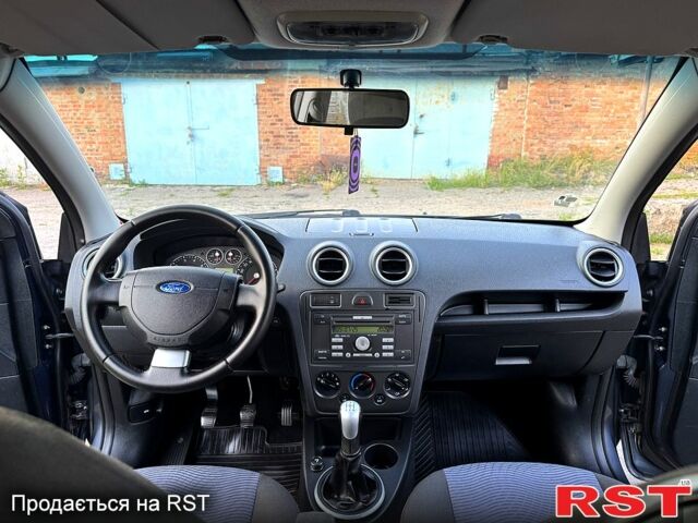 Форд Фьюжн 2007 в Полтаве на Automoto.ua Серый Форд Фьюжн, объемом двигателя 1.6 л и пробегом 220 тыс. км за 5200 $, фото 10 на Automoto.ua