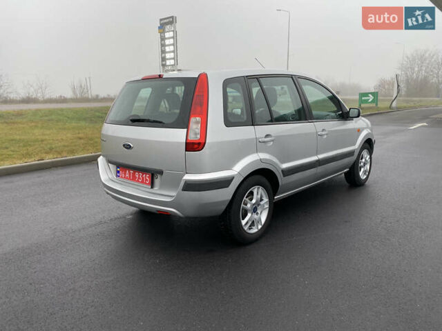 Сірий Форд Фьюжен, об'ємом двигуна 1.6 л та пробігом 185 тис. км за 7100 $, фото 4 на Automoto.ua
