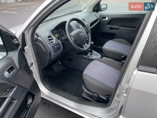 Сірий Форд Фьюжен, об'ємом двигуна 1.6 л та пробігом 185 тис. км за 7100 $, фото 6 на Automoto.ua