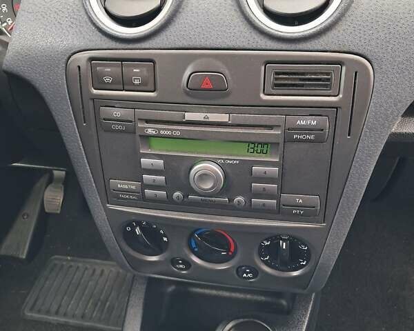 Сірий Форд Фьюжен, об'ємом двигуна 1.4 л та пробігом 228 тис. км за 4900 $, фото 17 на Automoto.ua