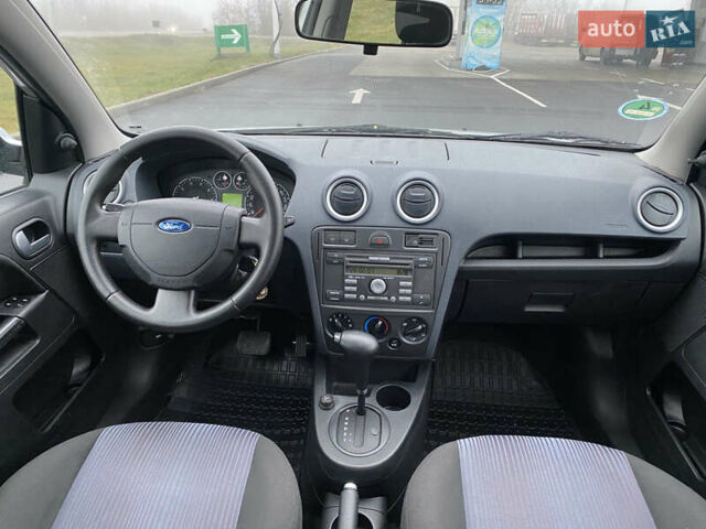 Сірий Форд Фьюжен, об'ємом двигуна 1.6 л та пробігом 185 тис. км за 7100 $, фото 18 на Automoto.ua