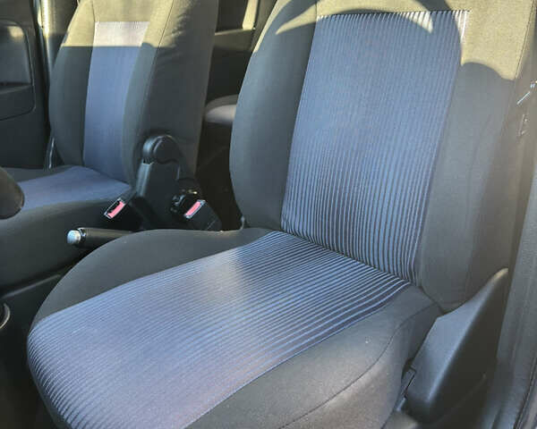 Сірий Форд Фьюжен, об'ємом двигуна 1.4 л та пробігом 168 тис. км за 5150 $, фото 27 на Automoto.ua