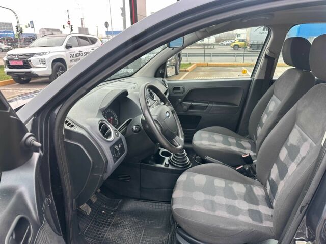 Серый Форд Фьюжн, объемом двигателя 1.4 л и пробегом 178 тыс. км за 3900 $, фото 12 на Automoto.ua