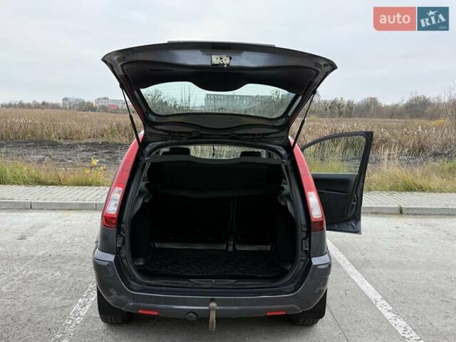 Серый Форд Фьюжн, объемом двигателя 1.39 л и пробегом 111 тыс. км за 6300 $, фото 12 на Automoto.ua