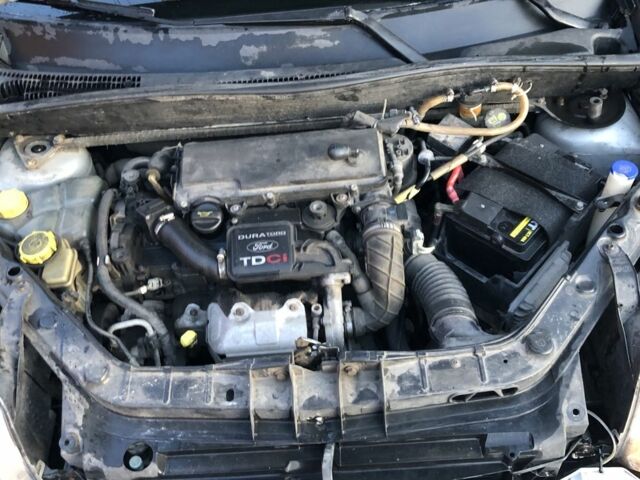 Сірий Форд Фьюжен, об'ємом двигуна 1.4 л та пробігом 160 тис. км за 3150 $, фото 10 на Automoto.ua