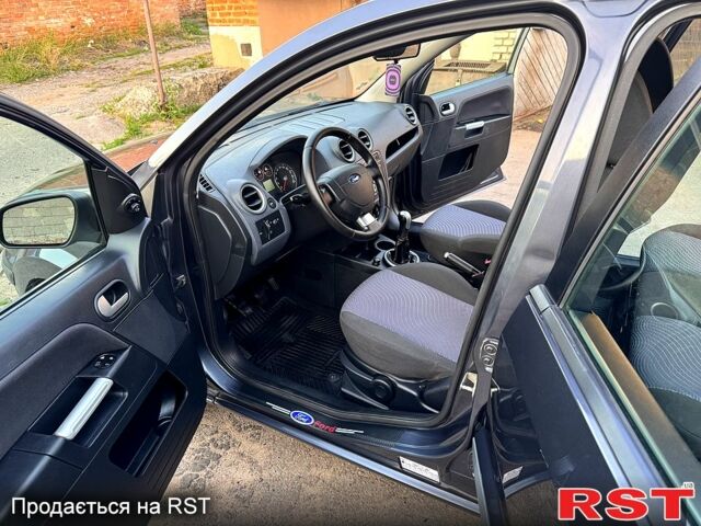 Форд Фьюжн 2007 в Полтаве на Automoto.ua Серый Форд Фьюжн, объемом двигателя 1.6 л и пробегом 220 тыс. км за 5200 $, фото 8 на Automoto.ua