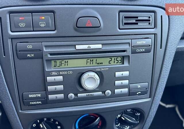 Серый Форд Фьюжн, объемом двигателя 1.4 л и пробегом 170 тыс. км за 5100 $, фото 32 на Automoto.ua