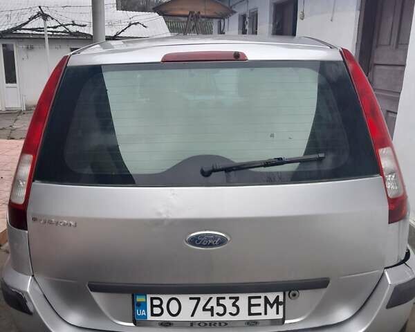 Сірий Форд Фьюжен, об'ємом двигуна 1.4 л та пробігом 208 тис. км за 3900 $, фото 6 на Automoto.ua