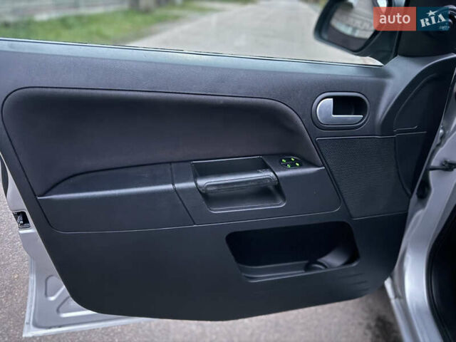 Серый Форд Фьюжн, объемом двигателя 1.4 л и пробегом 173 тыс. км за 5500 $, фото 25 на Automoto.ua