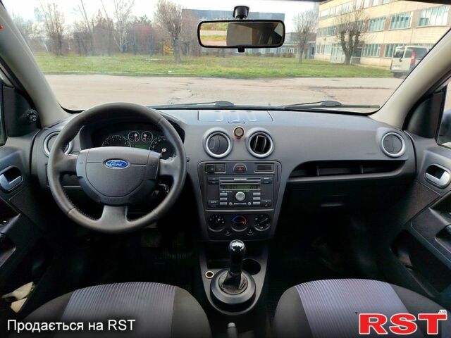 Сірий Форд Фьюжен, об'ємом двигуна 1.4 л та пробігом 230 тис. км за 4500 $, фото 6 на Automoto.ua