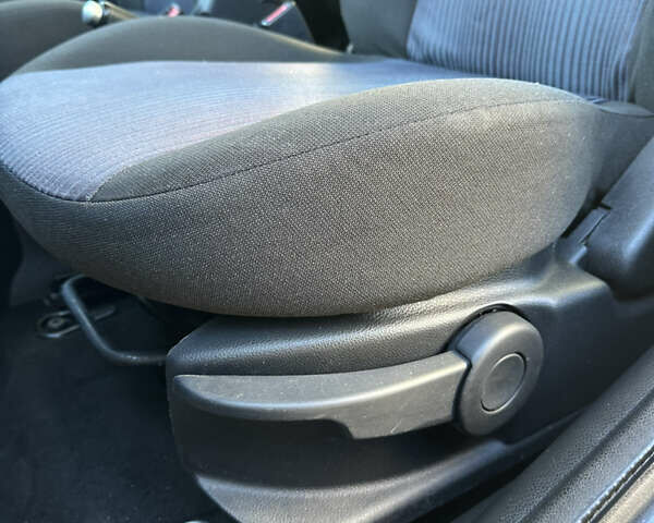 Сірий Форд Фьюжен, об'ємом двигуна 1.4 л та пробігом 168 тис. км за 5150 $, фото 28 на Automoto.ua