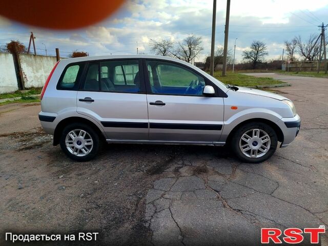 Сірий Форд Фьюжен, об'ємом двигуна 1.4 л та пробігом 230 тис. км за 4500 $, фото 3 на Automoto.ua