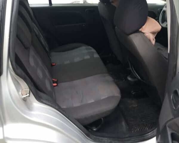 Серый Форд Фьюжн, объемом двигателя 1.4 л и пробегом 240 тыс. км за 3700 $, фото 7 на Automoto.ua