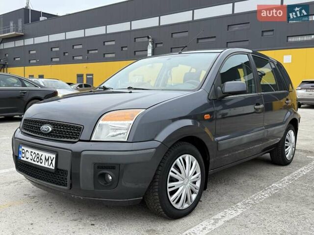 Серый Форд Фьюжн, объемом двигателя 1.39 л и пробегом 111 тыс. км за 6300 $, фото 20 на Automoto.ua