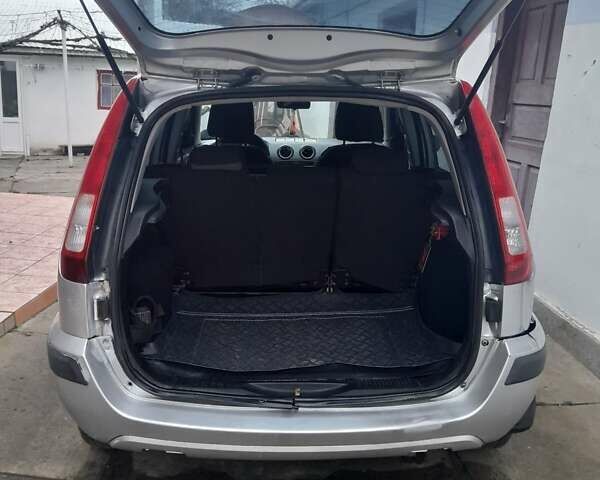 Сірий Форд Фьюжен, об'ємом двигуна 1.4 л та пробігом 208 тис. км за 3900 $, фото 9 на Automoto.ua