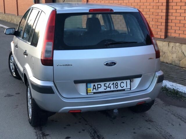 Сірий Форд Фьюжен, об'ємом двигуна 1.4 л та пробігом 160 тис. км за 3150 $, фото 15 на Automoto.ua