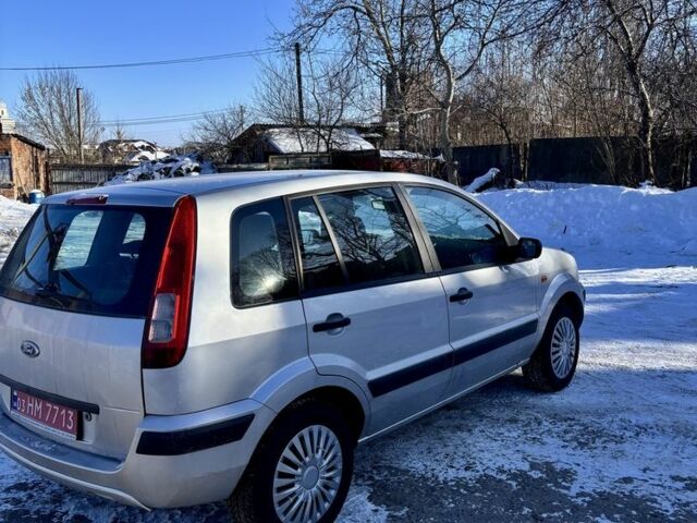 Серый Форд Фьюжн, объемом двигателя 1.4 л и пробегом 236 тыс. км за 4200 $, фото 2 на Automoto.ua