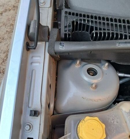 Сірий Форд Фьюжен, об'ємом двигуна 1.4 л та пробігом 190 тис. км за 4990 $, фото 9 на Automoto.ua