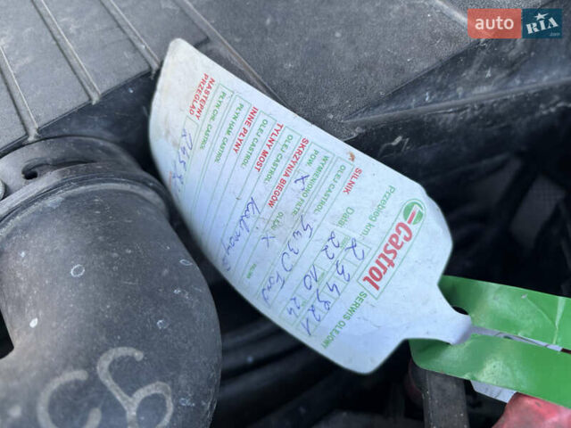 Серый Форд Фьюжн, объемом двигателя 1.4 л и пробегом 236 тыс. км за 4150 $, фото 21 на Automoto.ua