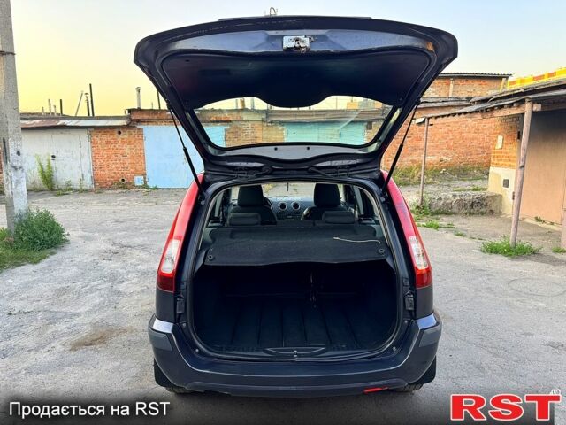 Форд Фьюжн 2007 в Полтаве на Automoto.ua Серый Форд Фьюжн, объемом двигателя 1.6 л и пробегом 220 тыс. км за 5200 $, фото 7 на Automoto.ua