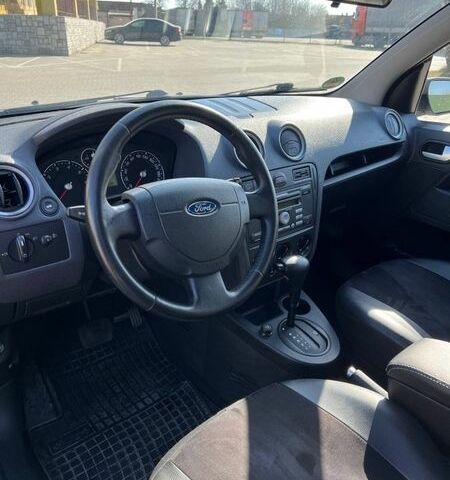 Сірий Форд Фьюжен, об'ємом двигуна 1.6 л та пробігом 94 тис. км за 7200 $, фото 9 на Automoto.ua