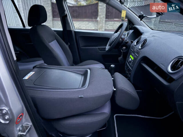 Серый Форд Фьюжн, объемом двигателя 1.4 л и пробегом 173 тыс. км за 5500 $, фото 41 на Automoto.ua