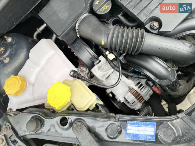 Форд Фьюжен 2007 у Вінниці на Automoto.ua Сірий Форд Фьюжен, об'ємом двигуна 1.4 л та пробігом 132 тис. км за 5850 $, фото 47 на Automoto.ua