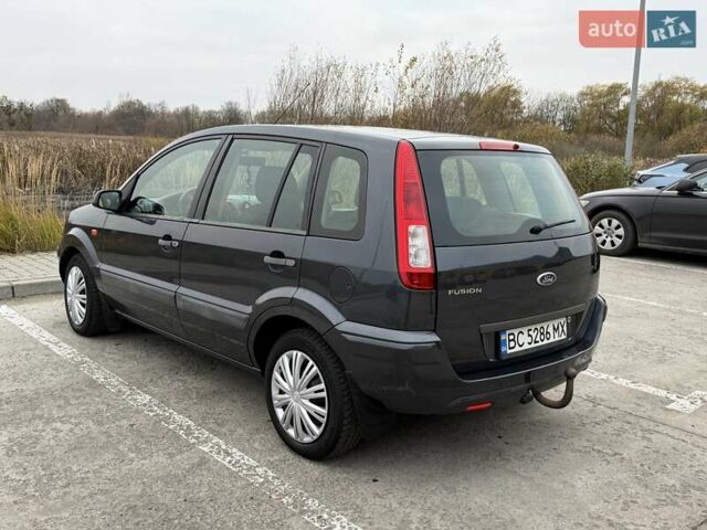 Серый Форд Фьюжн, объемом двигателя 1.39 л и пробегом 111 тыс. км за 6300 $, фото 9 на Automoto.ua