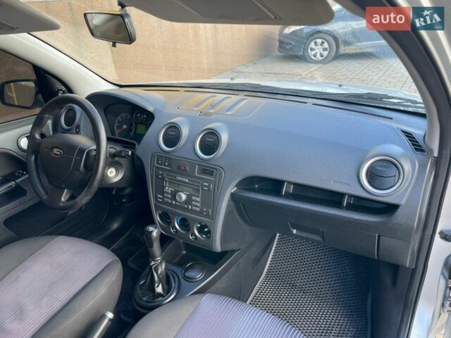 Сірий Форд Фьюжен, об'ємом двигуна 1.4 л та пробігом 242 тис. км за 4500 $, фото 16 на Automoto.ua