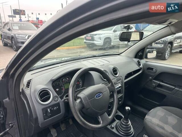 Сірий Форд Фьюжен, об'ємом двигуна 1.4 л та пробігом 178 тис. км за 3900 $, фото 13 на Automoto.ua