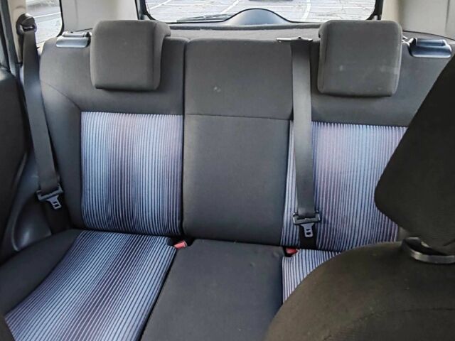 Сірий Форд Фьюжен, об'ємом двигуна 1.4 л та пробігом 195 тис. км за 5000 $, фото 2 на Automoto.ua