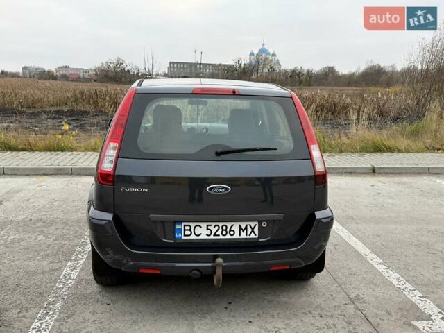 Серый Форд Фьюжн, объемом двигателя 1.39 л и пробегом 111 тыс. км за 6300 $, фото 10 на Automoto.ua