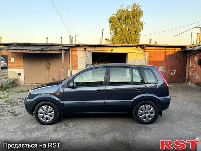 Форд Фьюжн 2007 в Полтаве на Automoto.ua Серый Форд Фьюжн, объемом двигателя 1.6 л и пробегом 220 тыс. км за 5200 $, фото 4 на Automoto.ua