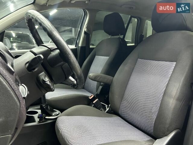 Сірий Форд Фьюжен, об'ємом двигуна 1.4 л та пробігом 280 тис. км за 5000 $, фото 10 на Automoto.ua